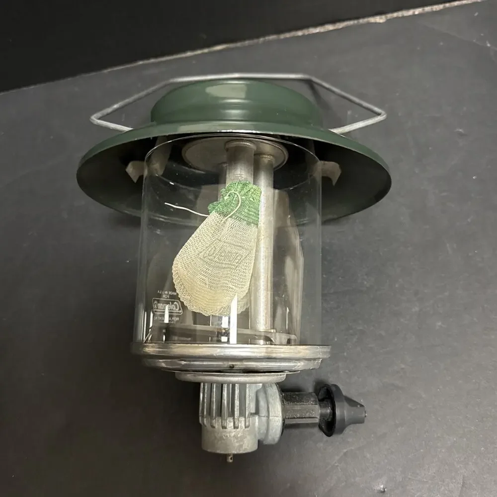 Coleman Propane Lantern One Mantle Lantern 5150 With Plastic Case Tested No Tank